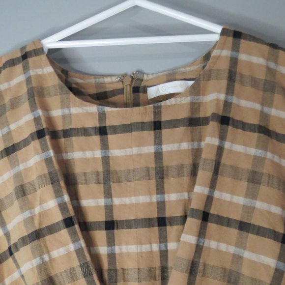AG - AQUA GIRL - retro style checked dress - size small. - Picture 5 of 9